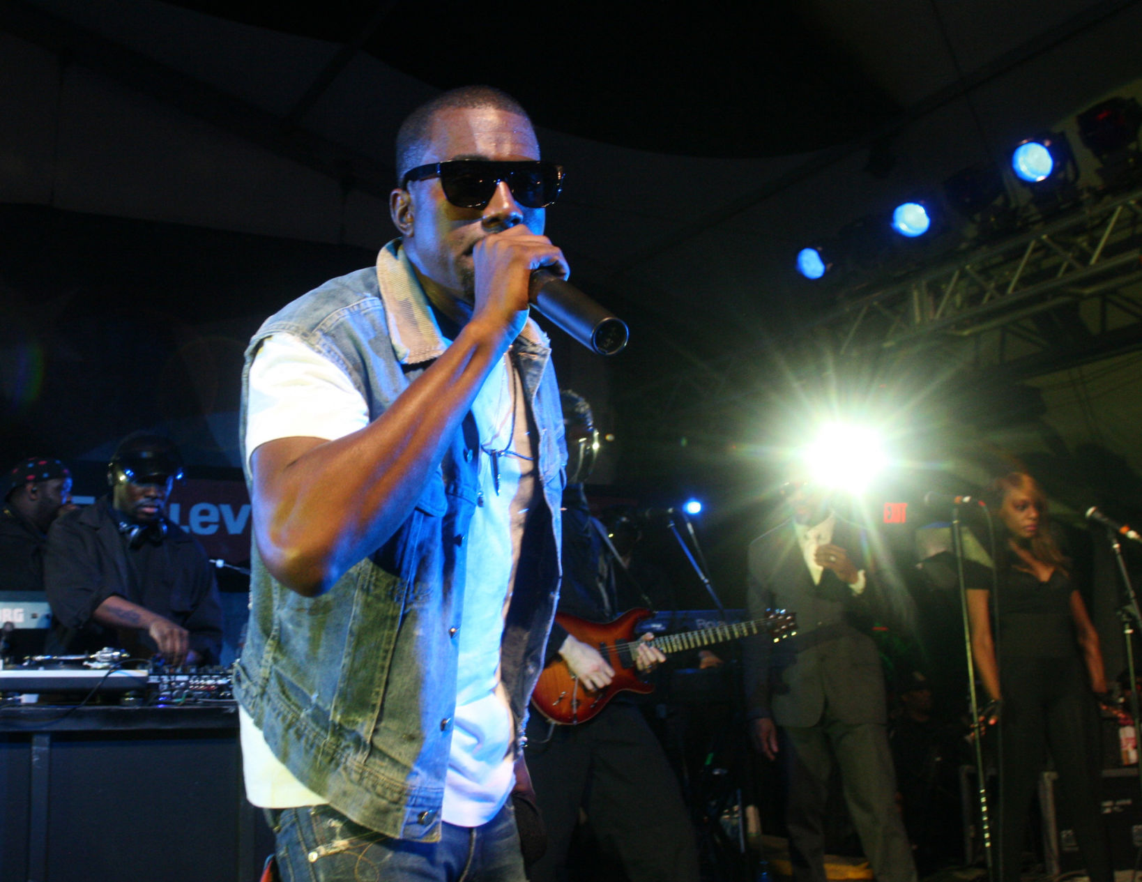 2009: GOOD Music Showcase